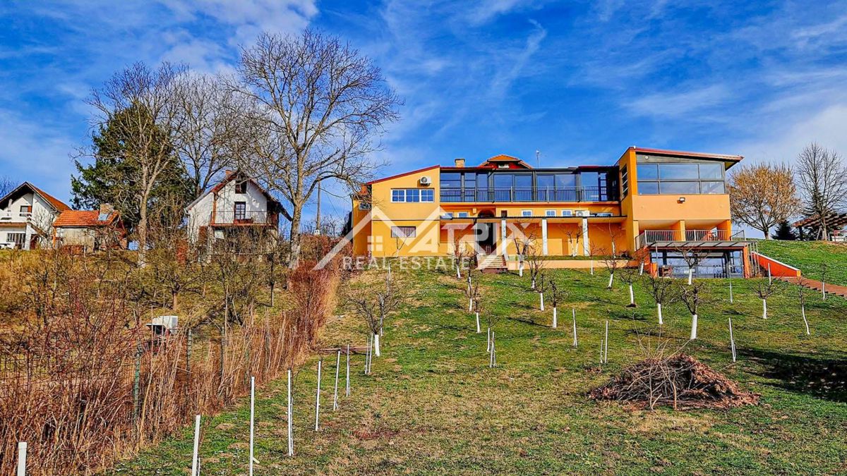 Hiša Marinci, Nuštar, 558m2