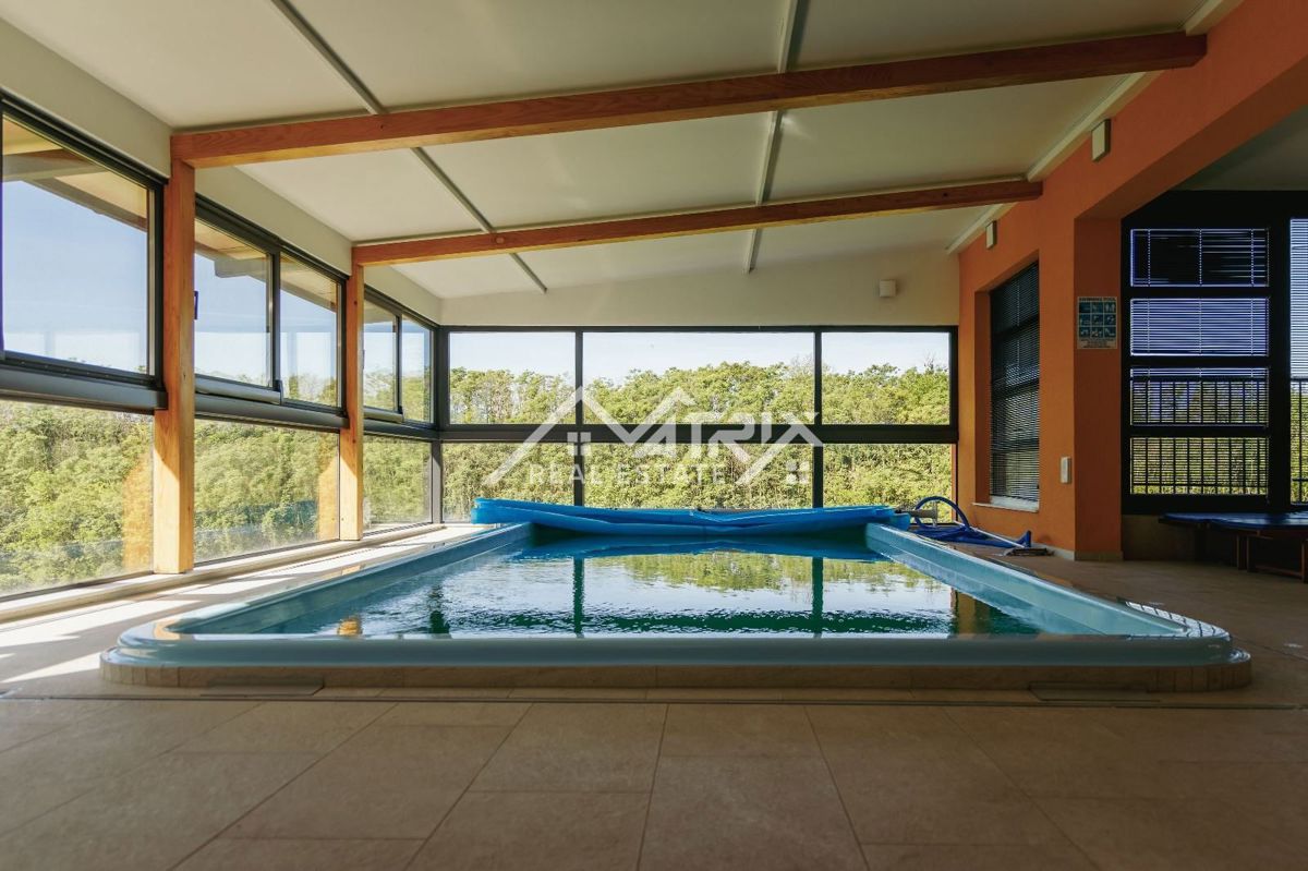 Hiša Marinci, Nuštar, 558m2