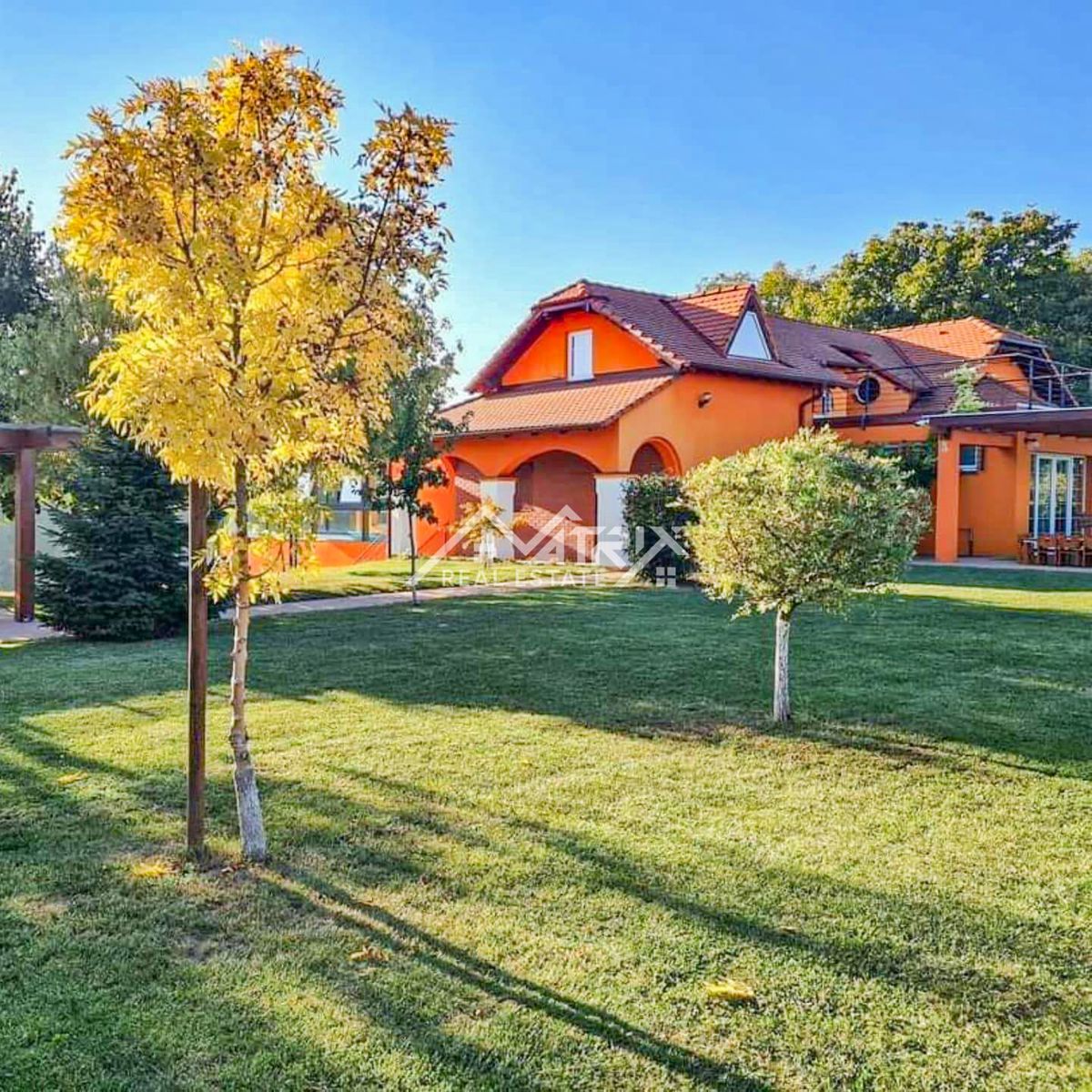 Hiša Marinci, Nuštar, 558m2