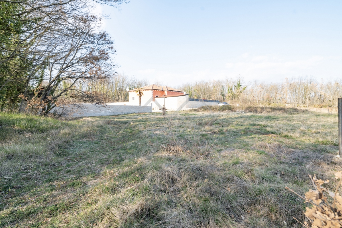 Zemljišče Poreč, 602m2
