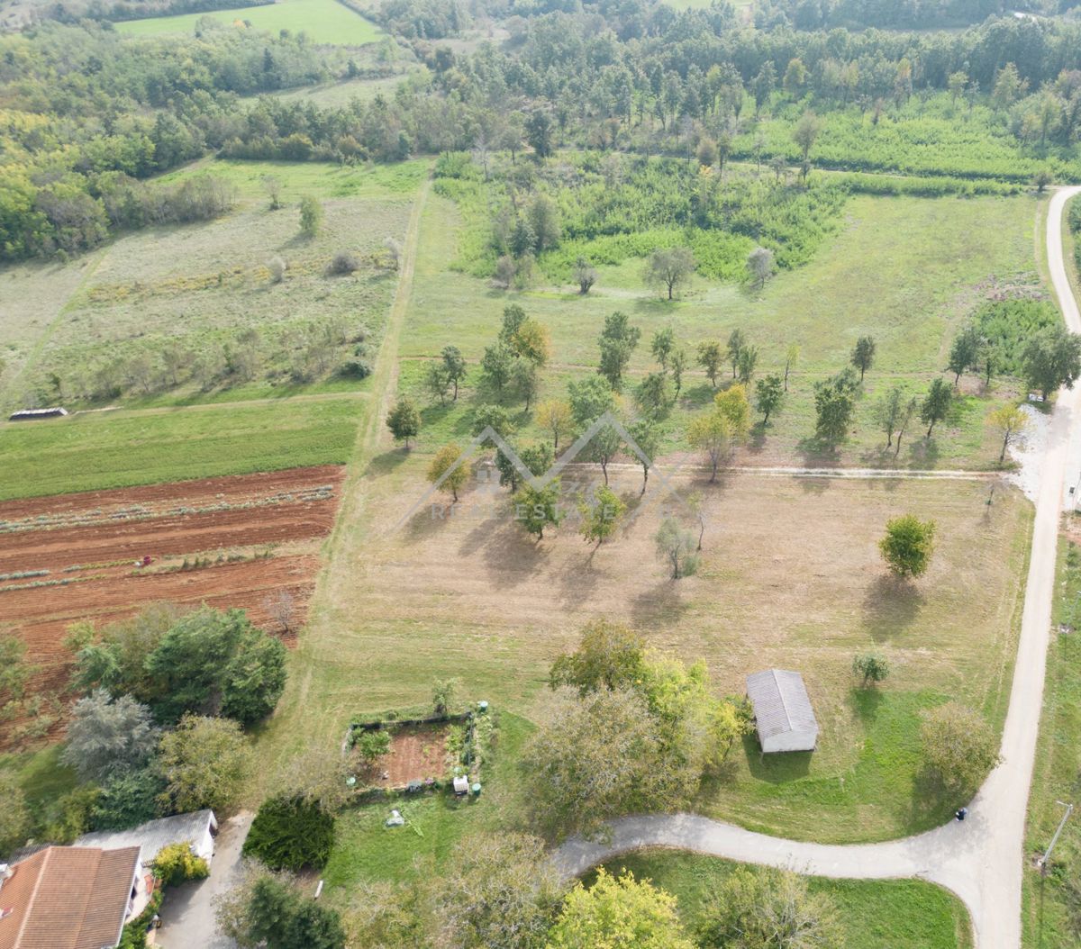 Zemljišče Poreč, 1.219m2