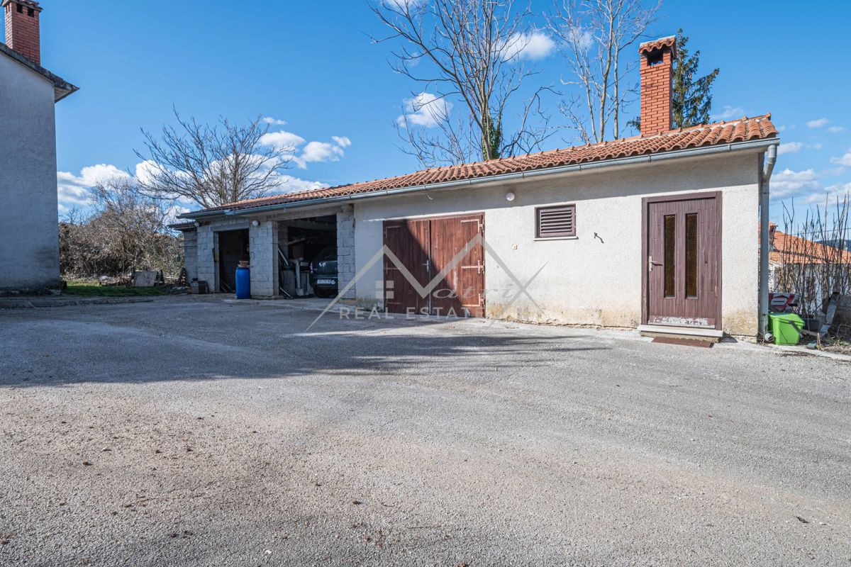 Hiša Kaštel, Pazin, 284m2