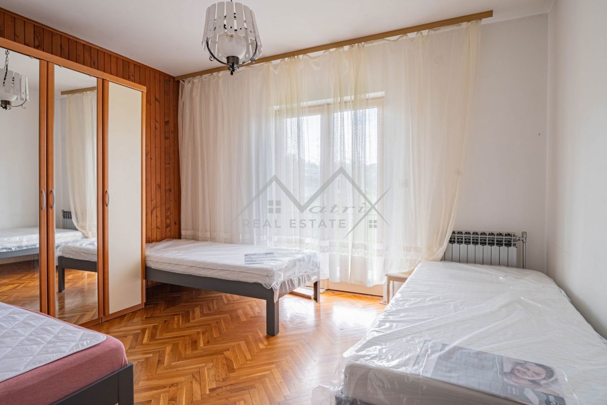 Hiša Kaštel, Pazin, 284m2