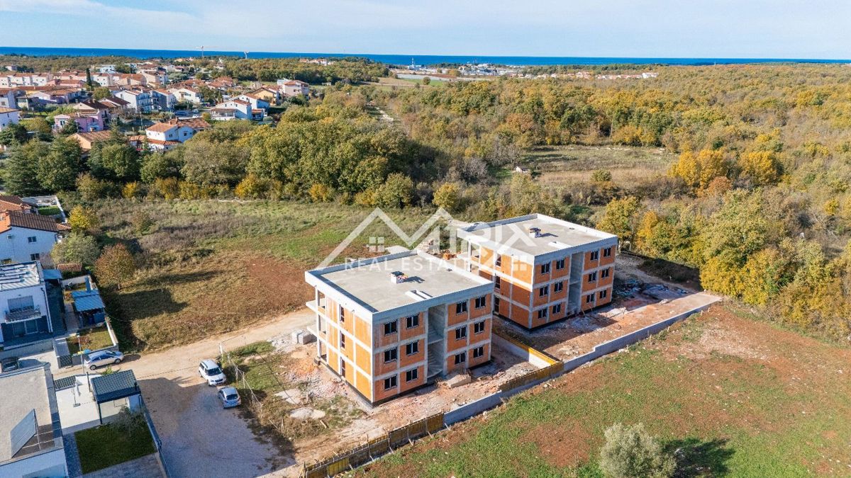Poreč,Luksuzen PENTHAUSE s teraso, 2 km od centra Poreča