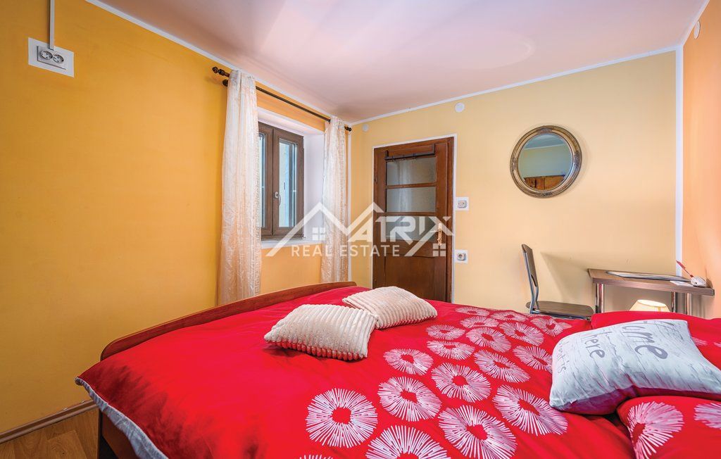 Poreč okolica, istrska hiša z jacuzzijem na mirni lokaciji
