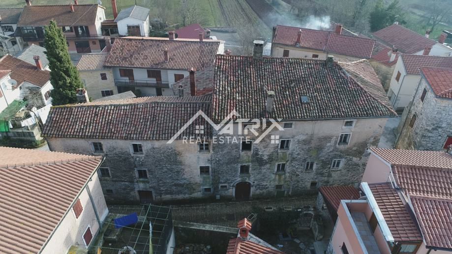 Žminj center – Hiša s projektom za obnovo