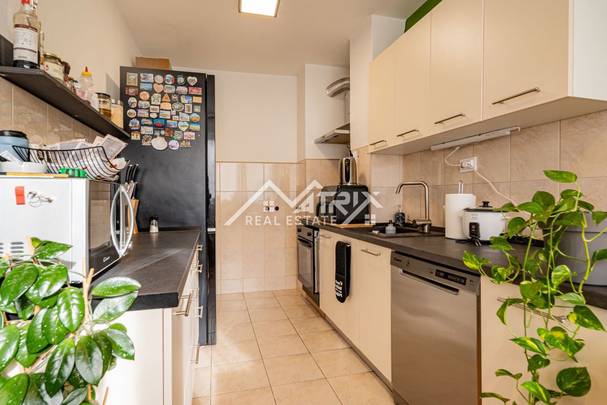 Stanovanje Osijek, 64m2