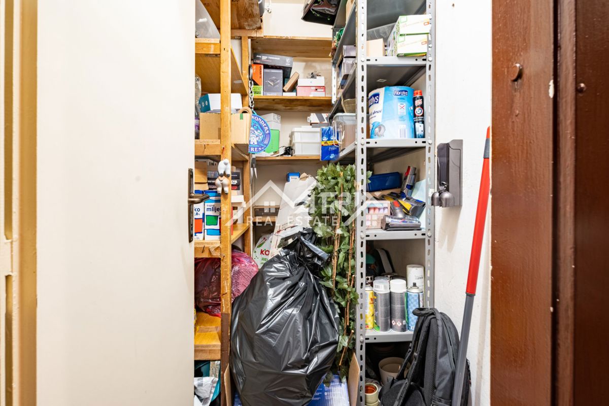 Stanovanje Osijek, 64m2