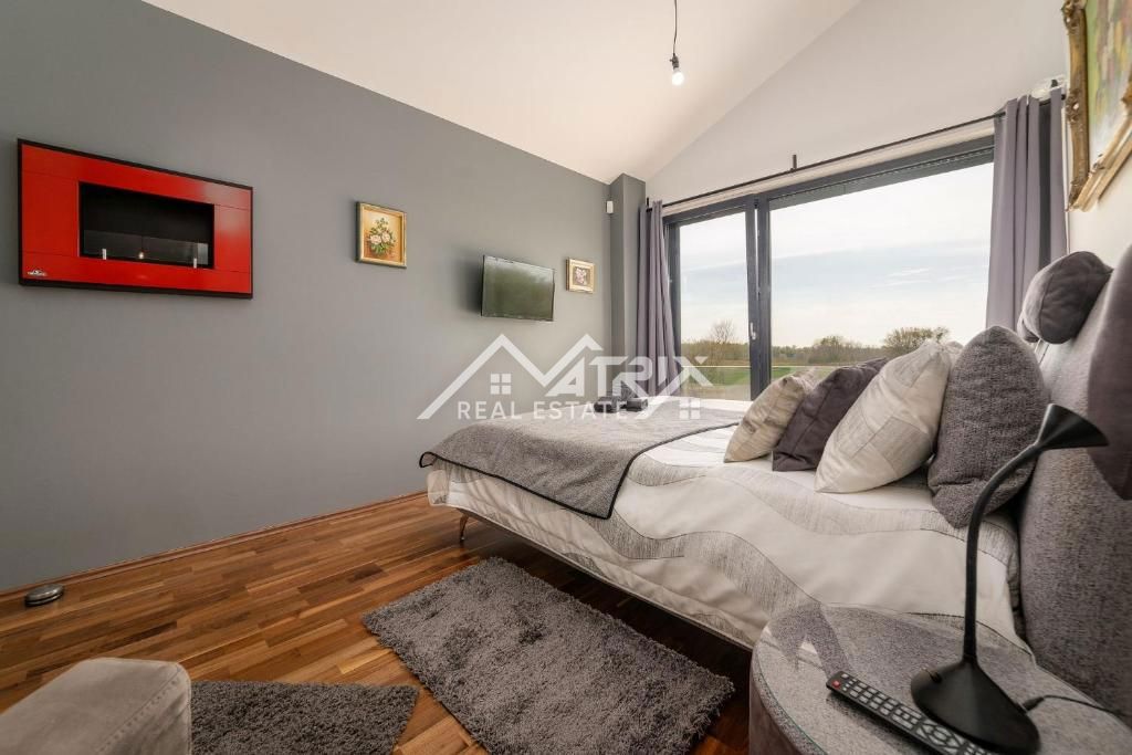 Okolica Poreča, moderna vila s 6 spalnicami