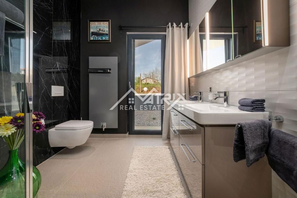 Okolica Poreča, moderna vila s 6 spalnicami