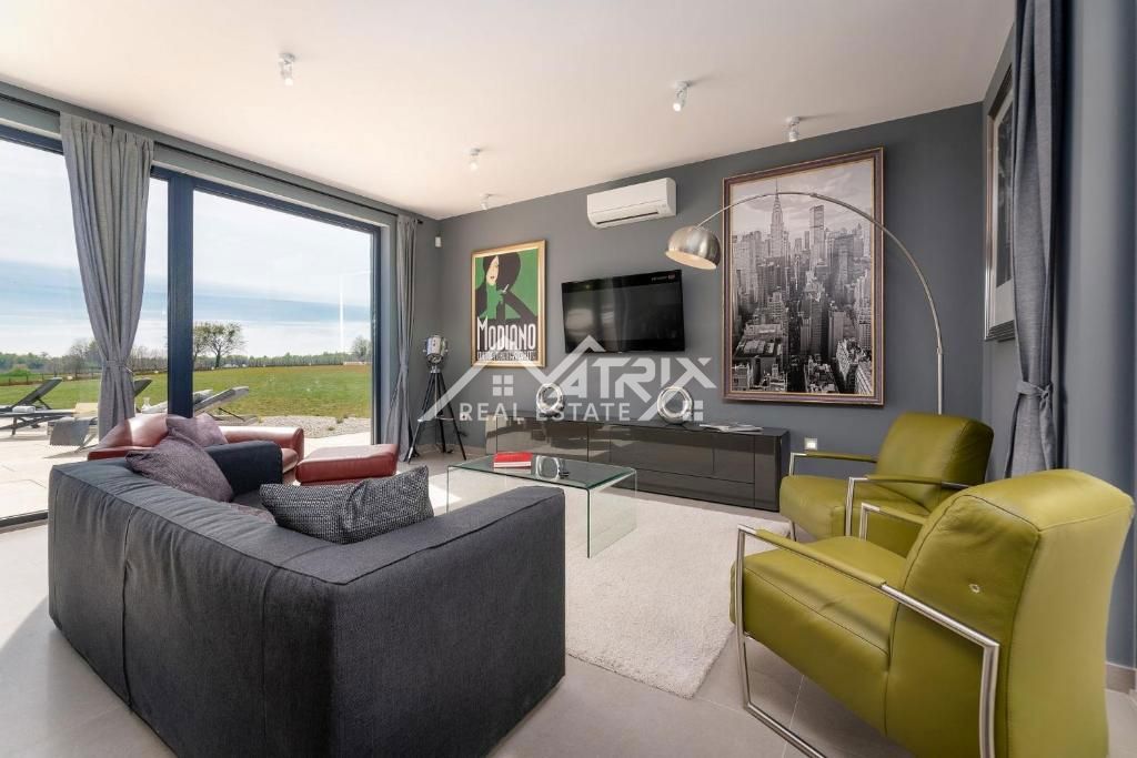 Okolica Poreča, moderna vila s 6 spalnicami