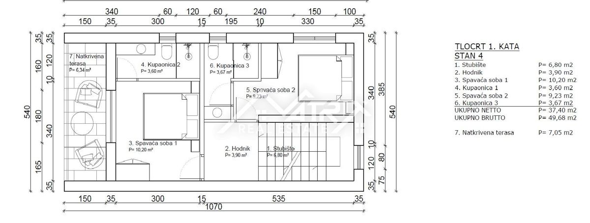 Poreč, trinadstropna hiša z vrtom le 800 metrov od morja