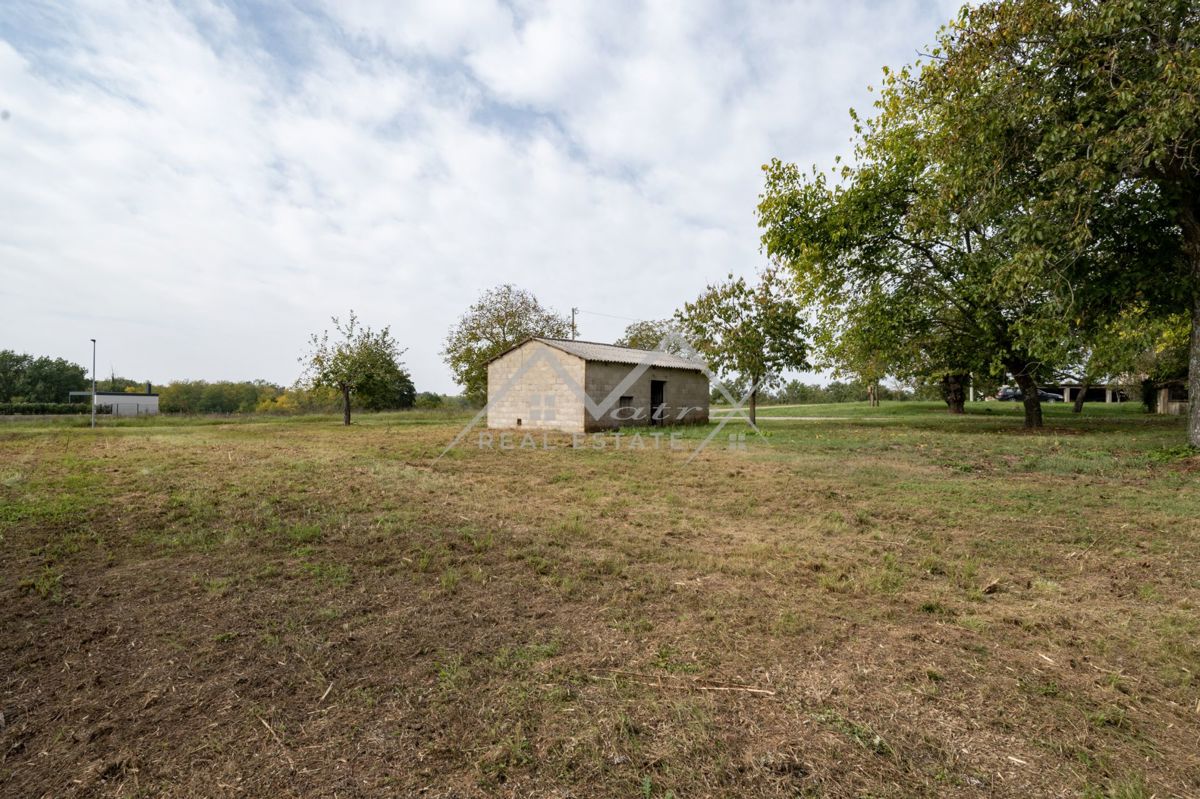 Zemljišče Poreč, 3.366m2