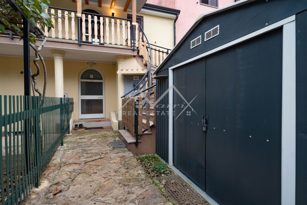 Novigrad, stanovanje na mirni lokaciji v bližini mesta