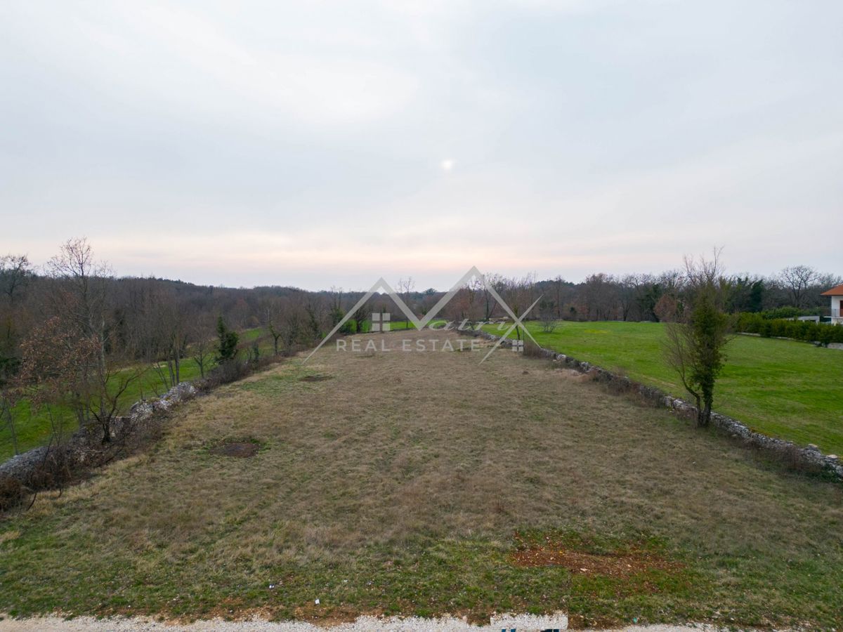 Zemljišče Poreč, 3.708m2