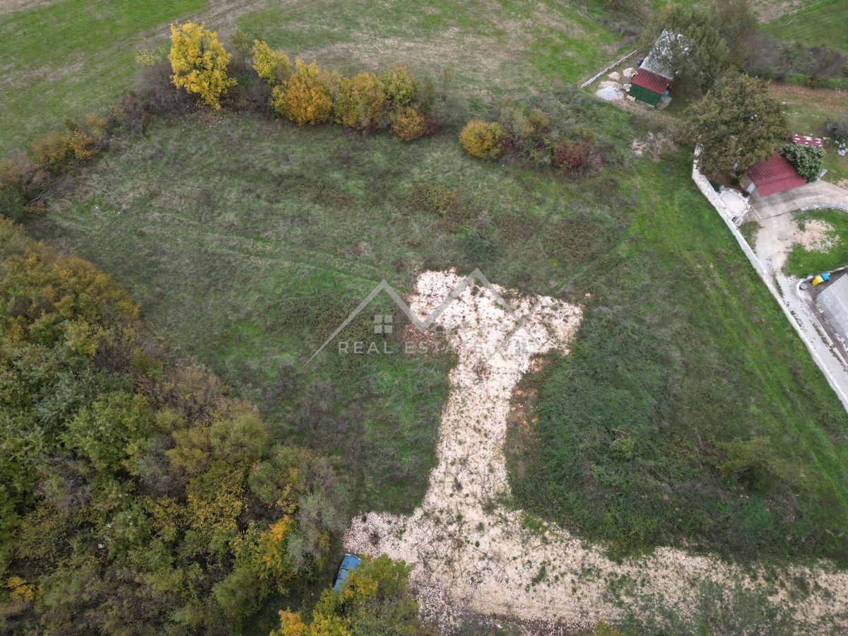 Okolica Poreča, projekt s petimi počitniškimi hišami z bazeni