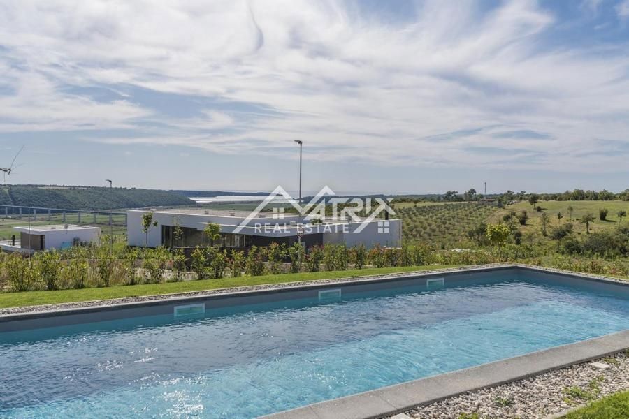 Novigrad, moderna vila s panoramskim razgledom na morje