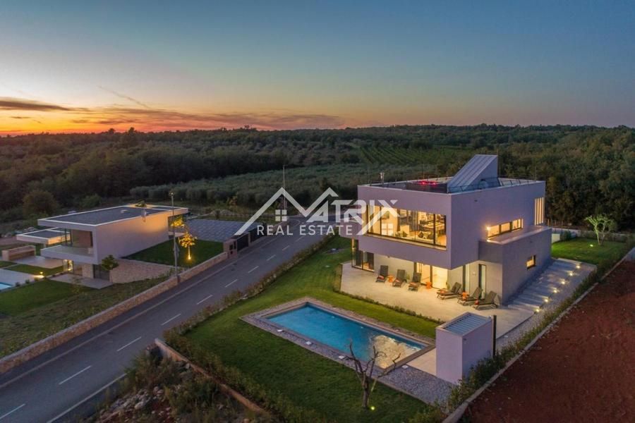 Novigrad, moderna vila s panoramskim razgledom na morje