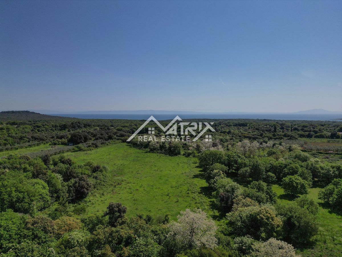 Istra, Turistični zemljišči v Ližnjanu 
