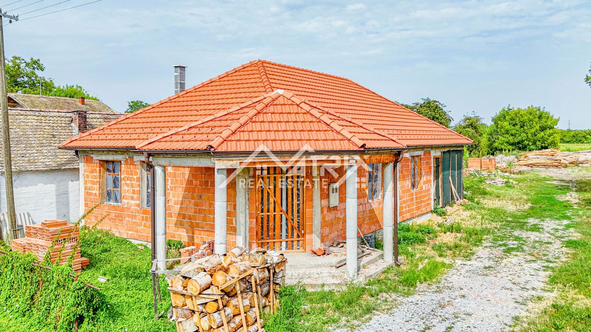 Hiša Poganovci, Podgorač, 145m2