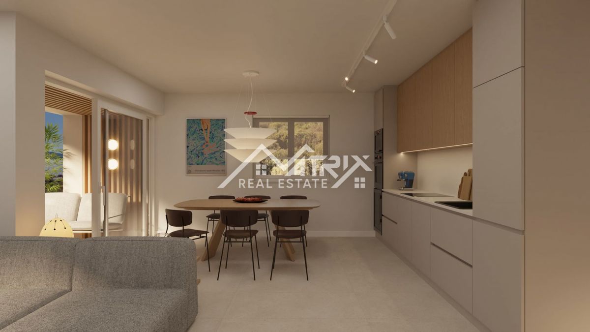 Medulin, stan v 1. nadstropju s teraso, prvi vrsti do morja