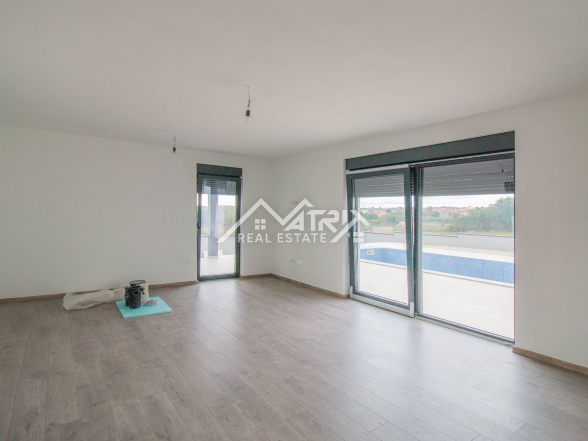 Marčana, enonadstropna hiša z bazenom, Novogradnja!