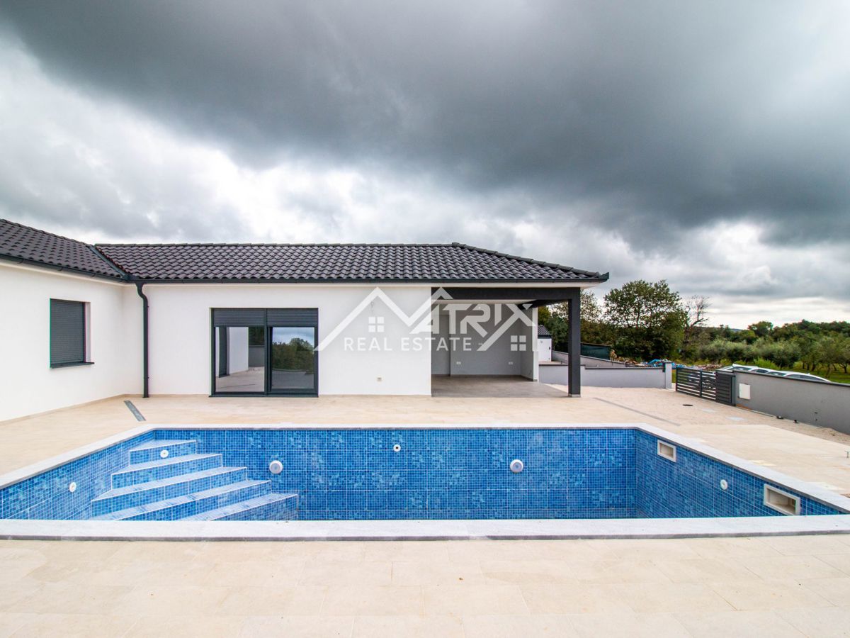 Marčana, enonadstropna hiša z bazenom, Novogradnja!