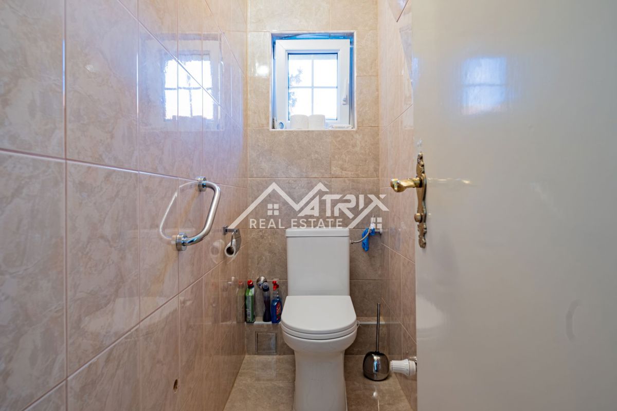 Hiša Beli Manastir, 160m2