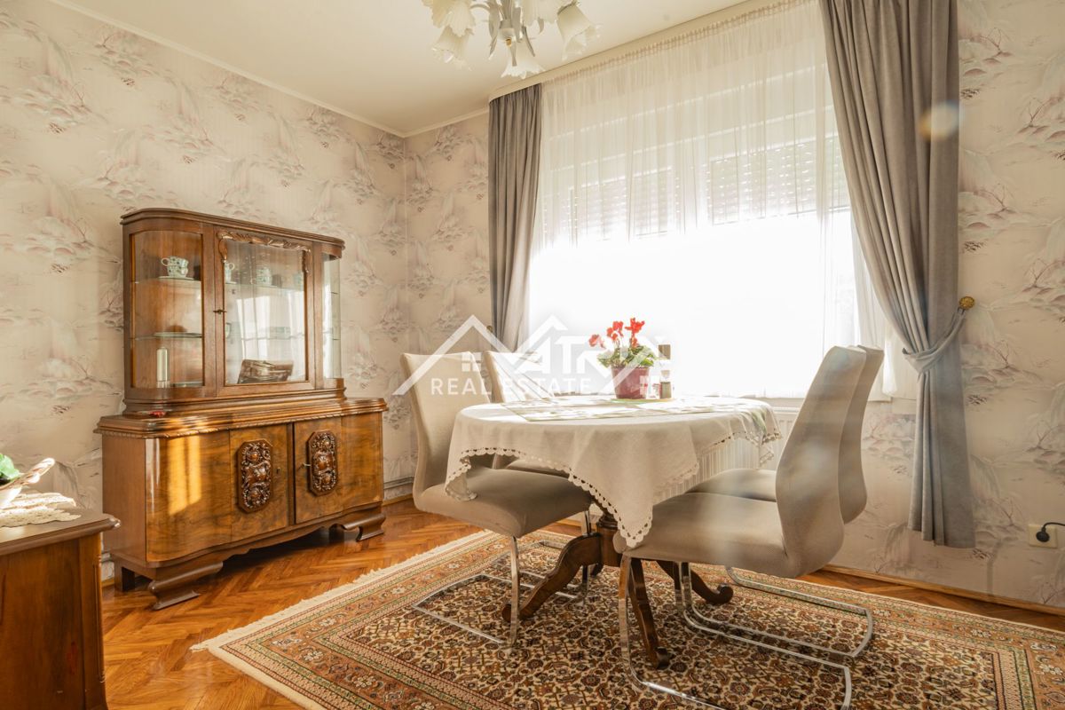 Hiša Beli Manastir, 160m2