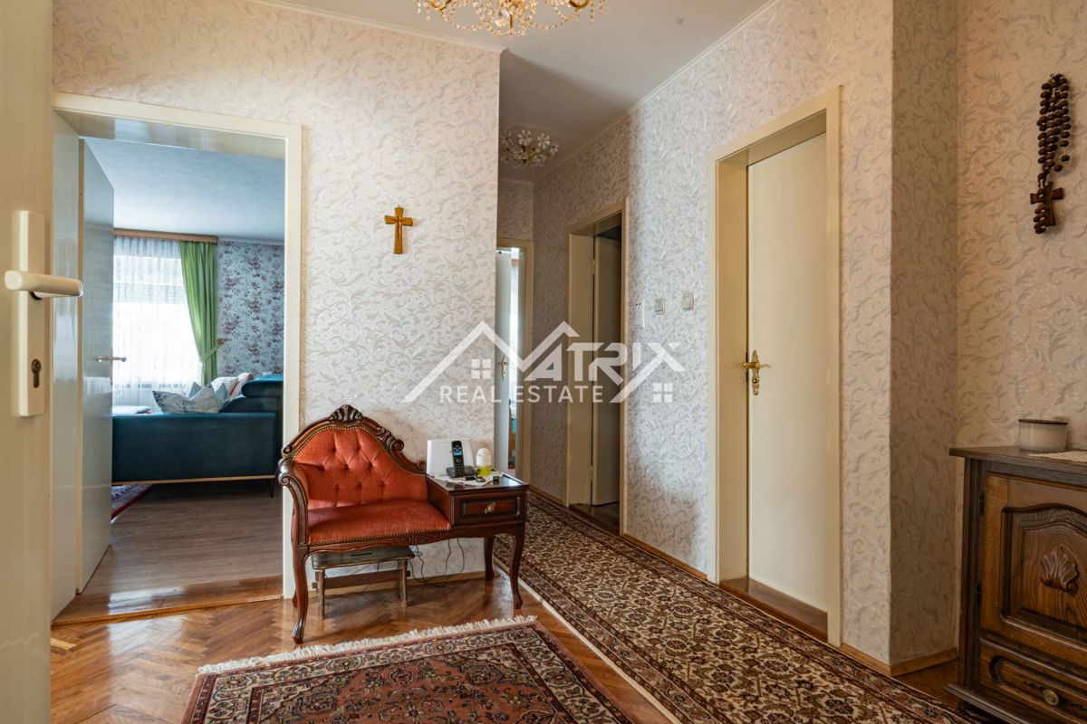 Hiša Beli Manastir, 160m2