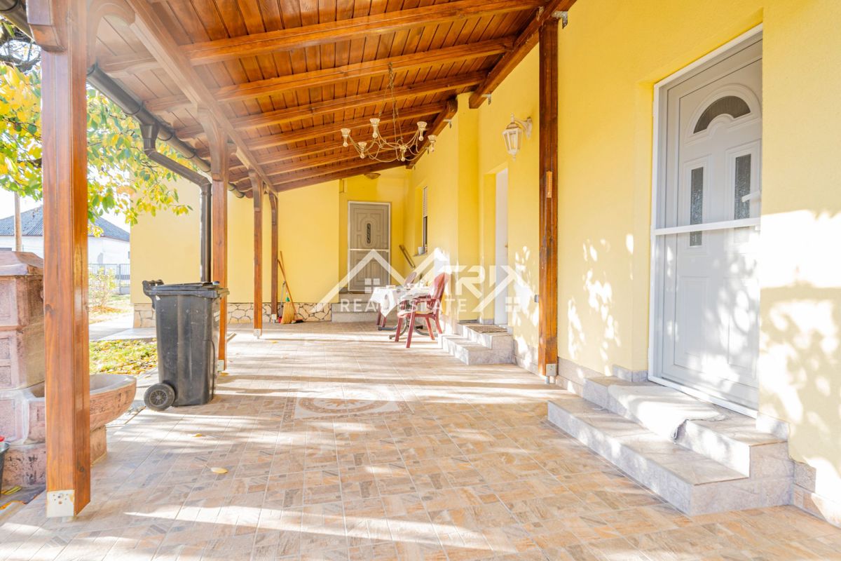 Hiša Beli Manastir, 160m2