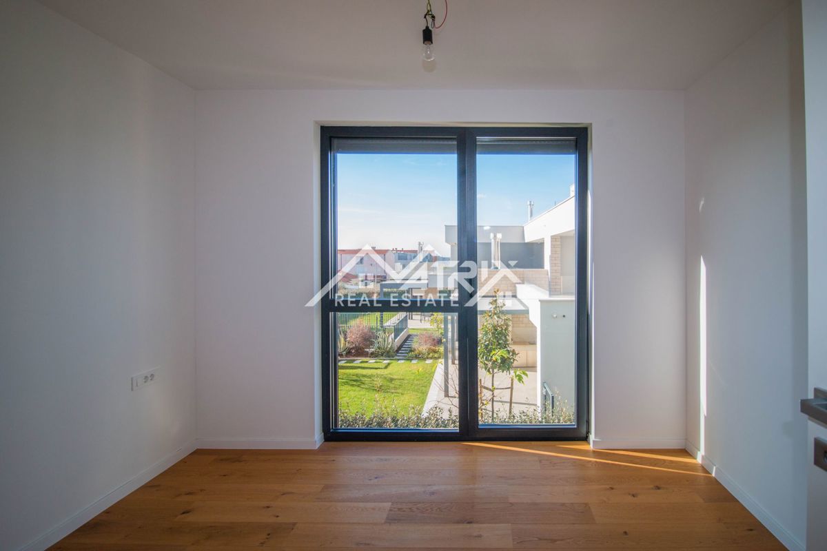 Novigrad Stanovanje z odprtim pogledom na morje! Novogradnja