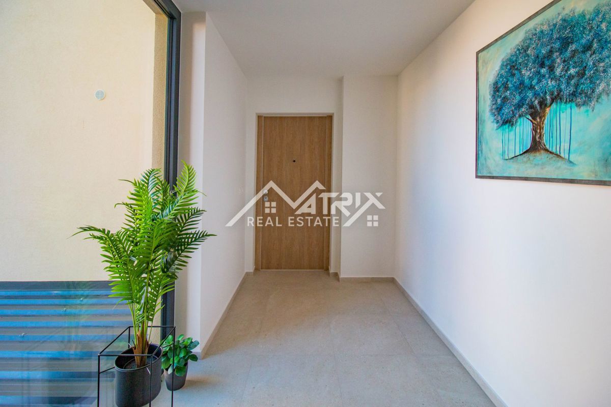 Novigrad Stanovanje z odprtim pogledom na morje! Novogradnja