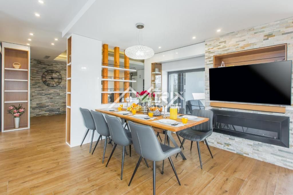 Širša okolica Poreča, luksuzna vila z bazenom v naravi