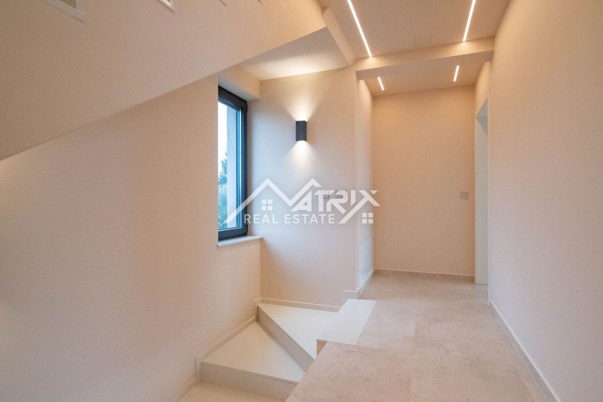 Poreč okolica, luksuzna hiša z bazenom