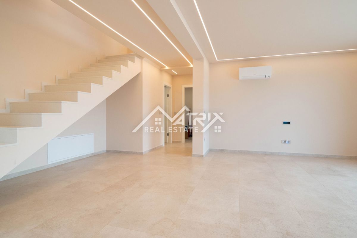 Poreč okolica, luksuzna hiša z bazenom