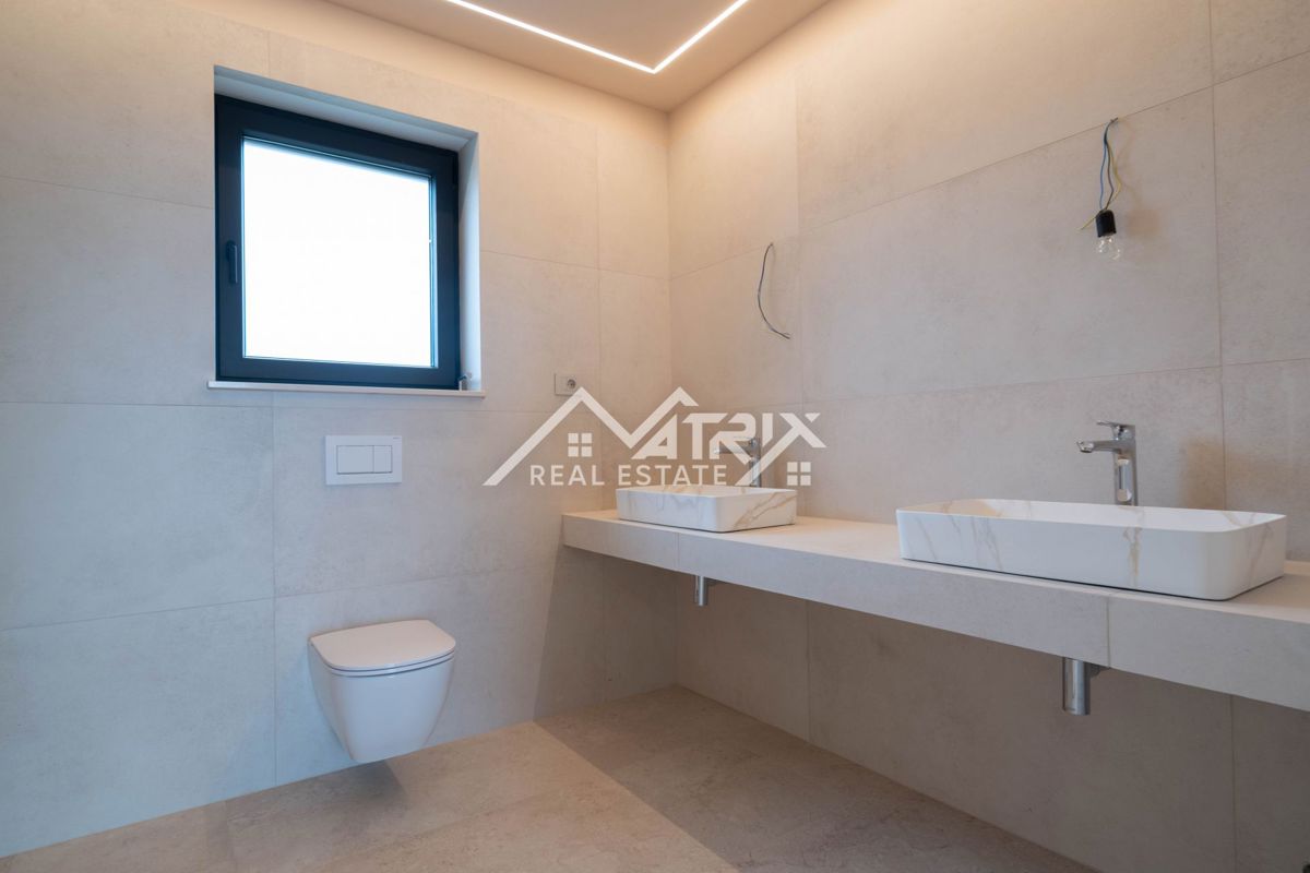 Poreč okolica, luksuzna hiša z bazenom