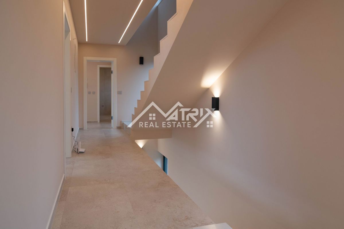 Poreč okolica, luksuzna hiša z bazenom