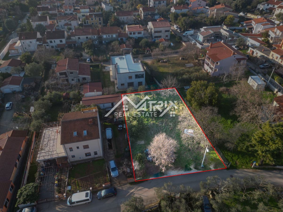 Štinjan, zazidljiva parcela – top lokacija in investicija