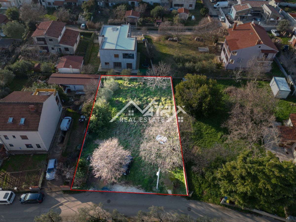 Štinjan, zazidljiva parcela – top lokacija in investicija