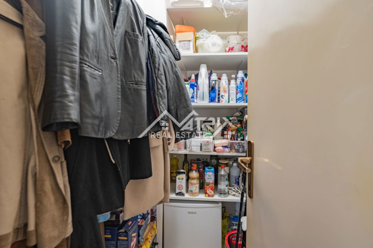 Stanovanje Našice, 64m2