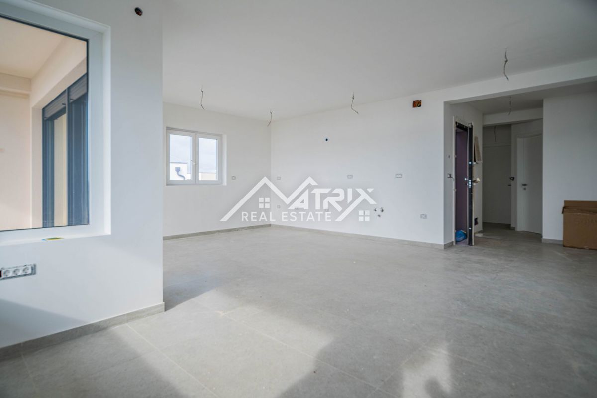 Medulin, penthouse s panoramskim razgledom, prvi vrsti do morja