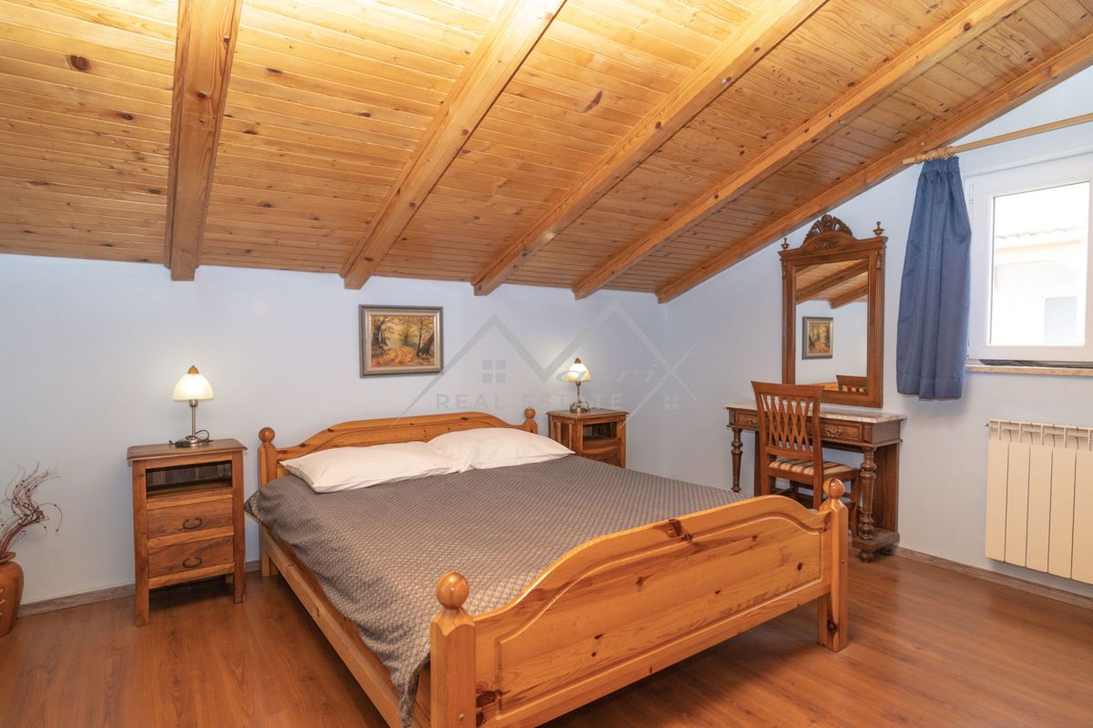 Hiša Poreč, 270m2