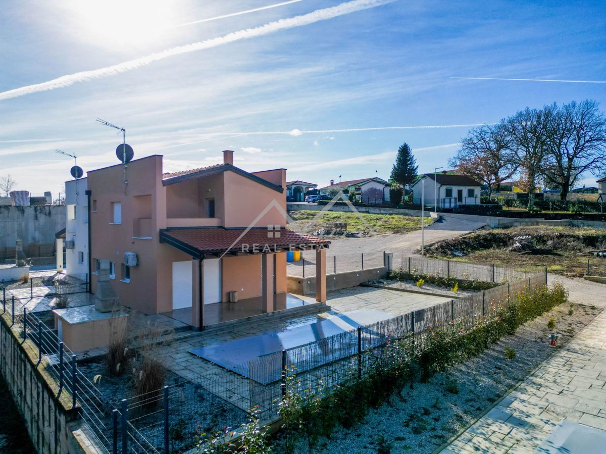Hiša Poreč, 84m2