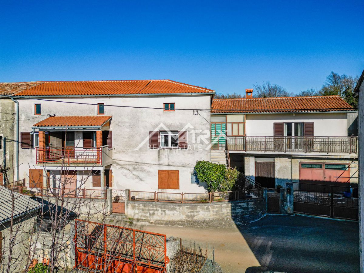 Okolica Žminja, avtentična istrska posest s potencialom
