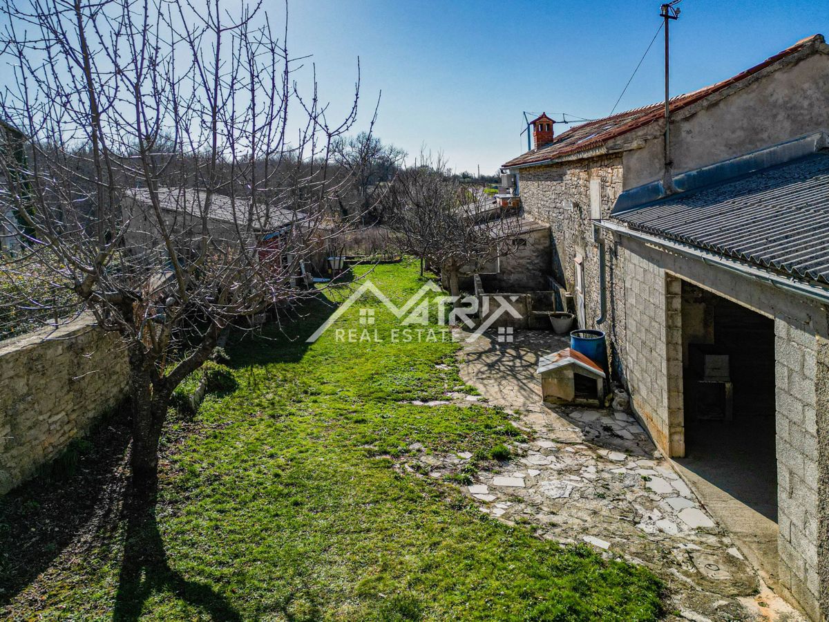Okolica Žminja, avtentična istrska posest s potencialom