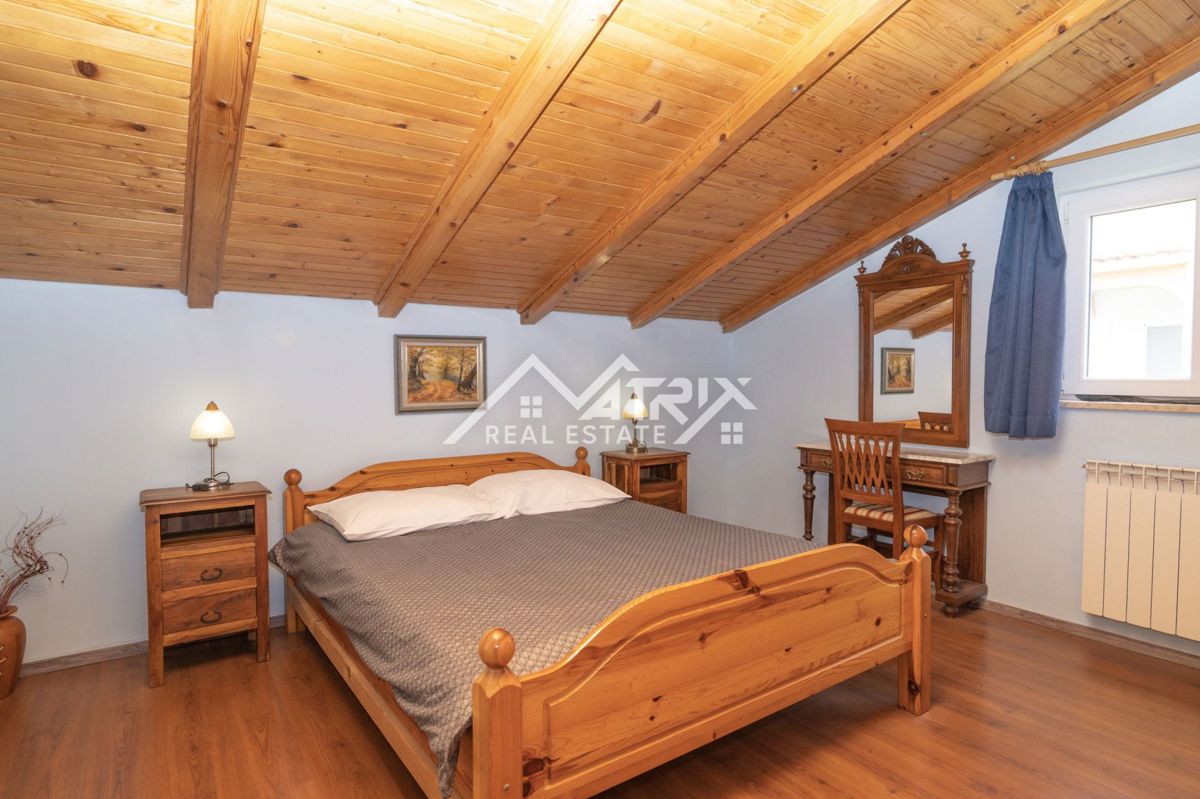 Poreč, čudovita hiša 700 metrov od morja