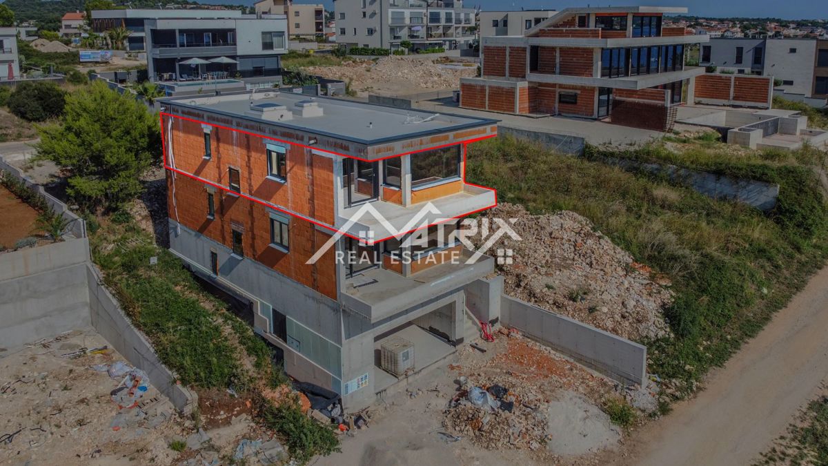 Medulin, penthouse s panoramskim razgledom, prvi vrsti do morja