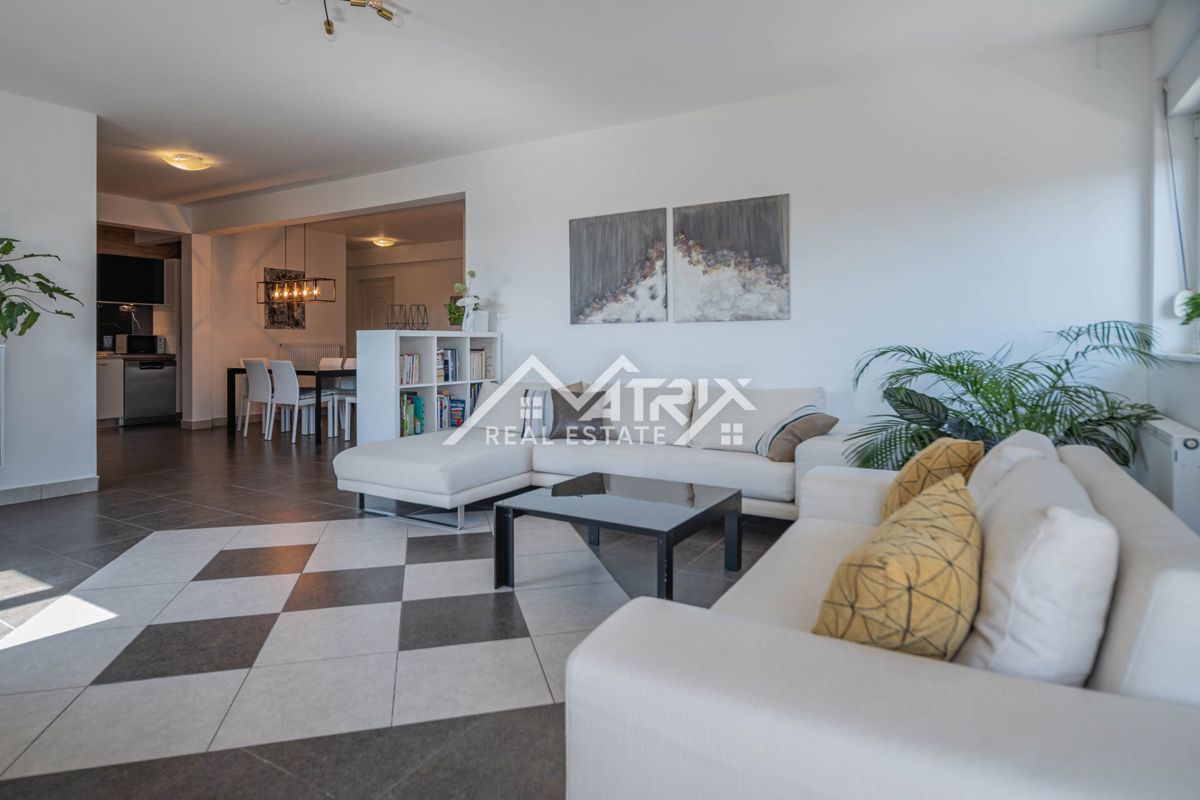 Ližnjan, dvosobno stanovanje s pogledom na morje – priložnost