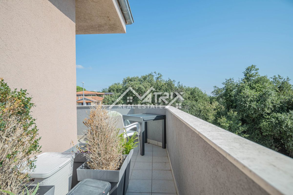 Ližnjan, dvosobno stanovanje s pogledom na morje – priložnost